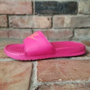mauve benassi slide sandals